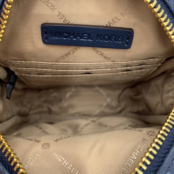 MICHAEL KORS SLOAN EDITOR SMALL NS  TOP ZIP FLAP PACKET PHONE XBODY NAVY MULTI - Picture 13 of 16
